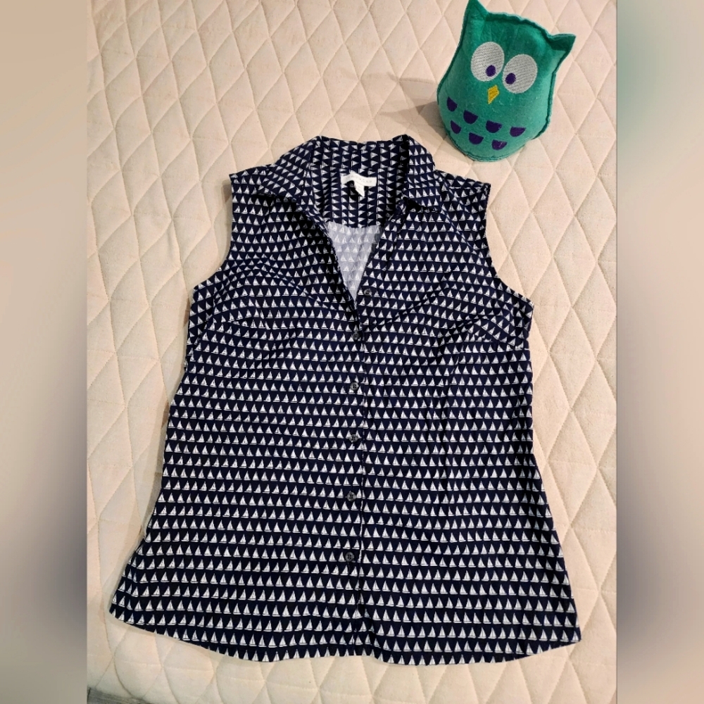 Charter Club sleevelesscollared buttoned down shirt 2P